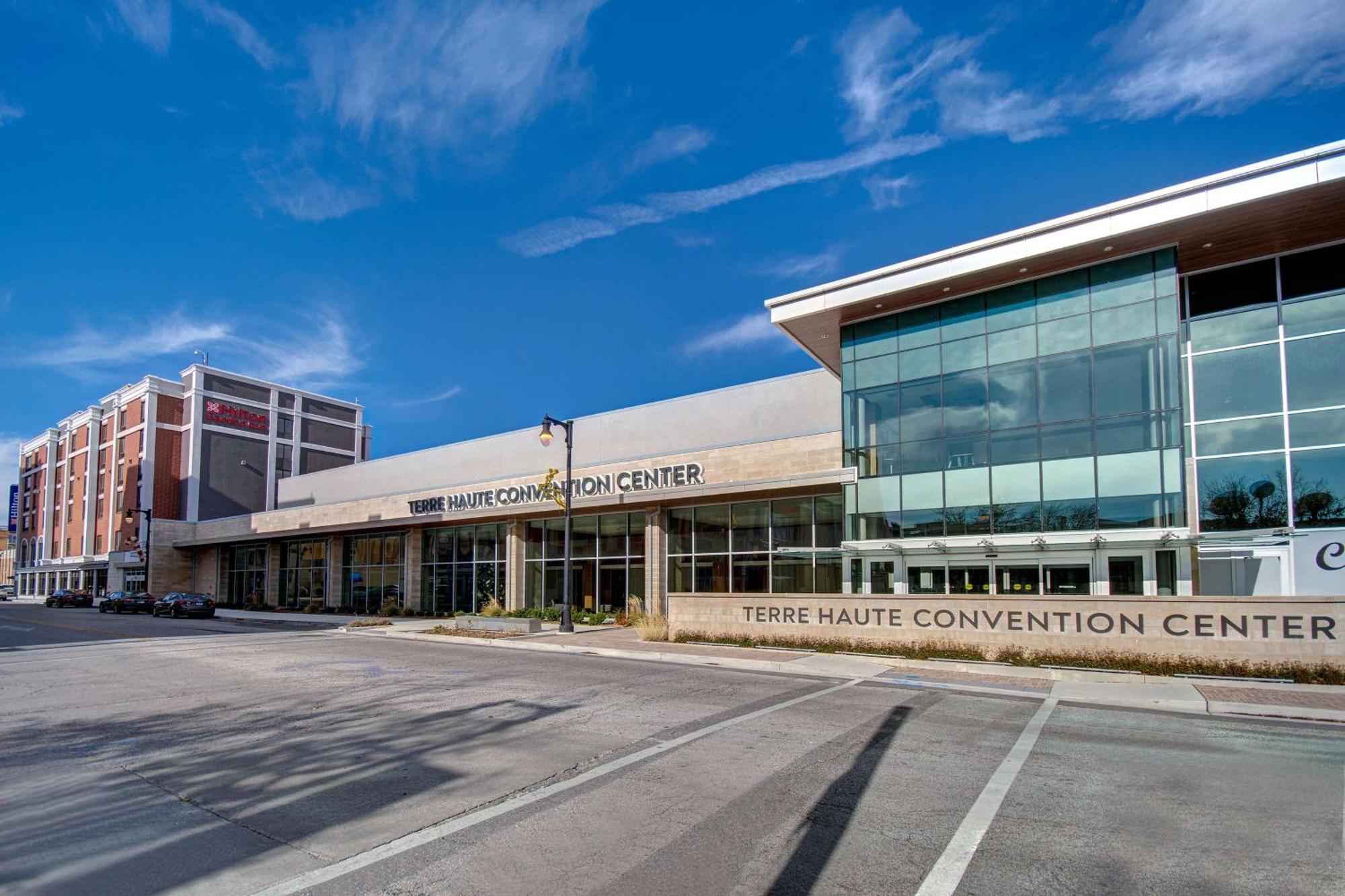 Hilton Garden Inn Terre Haute Exterior photo