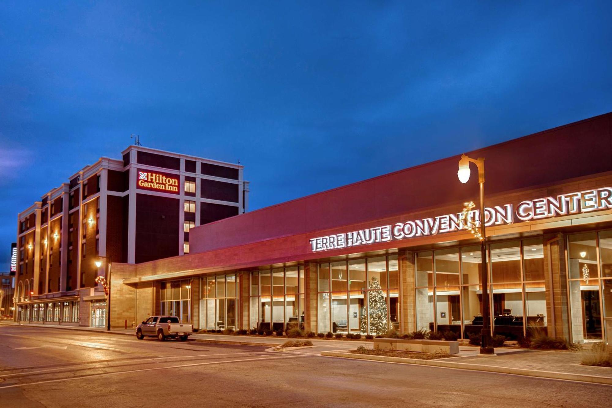 Hilton Garden Inn Terre Haute Exterior photo